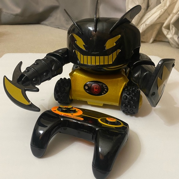 Trendmasters | Toys | Trendmasters Rumble Bot Bolt Man Blue Army ...